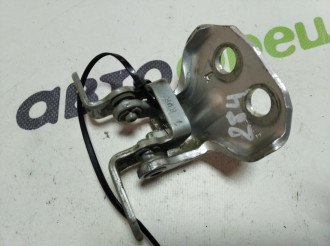 Петля двери задней правой верхняя Ford Fusion 2002-2012