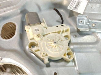 Стеклоподъемник передний правый Ford Focus 2005-2008