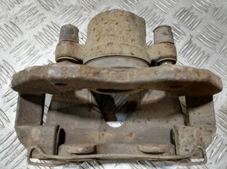 Суппорт передний правый Ford Focus 2005-2008
