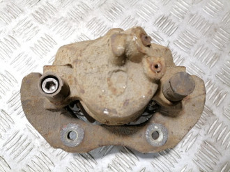 Суппорт передний правый Ford Focus 2005-2008