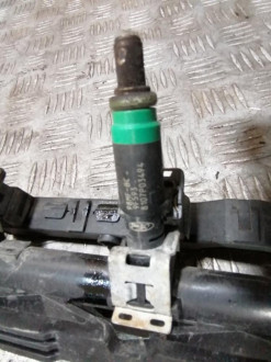 Форсунка двигателя Ford Fusion 2002-2012