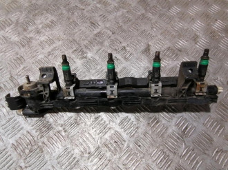 Форсунка двигателя Ford Fusion 2002-2012