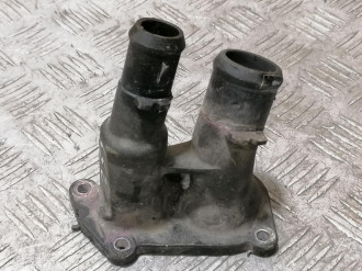 Корпус термостата Ford Fusion 2002-2012