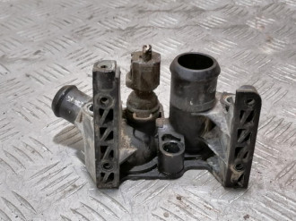 Фланец системы охлаждения Ford Fusion 2002-2012