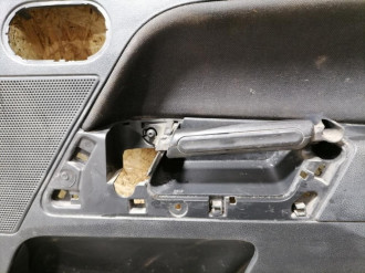 Обшивка двери передней правой Ford Fusion 2002-2012