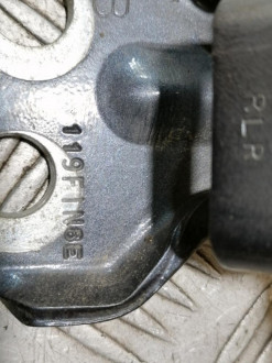 Петля двери задней правой нижняя Ford Fusion 2002-2012