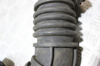 Патрубок воздушного фильтра Ford Transit 2000-2006