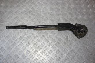 Распорка передняя Ford Focus 2005-2008