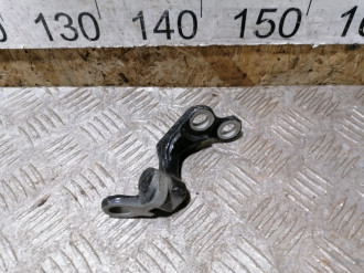 Петля двери задней левой верхняя Ford Focus 2005-2008