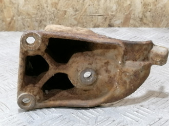 Кронштейн Ford Focus 2005-2008