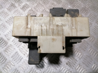 Блок предохранителей салонный Ford Focus 1998-2005