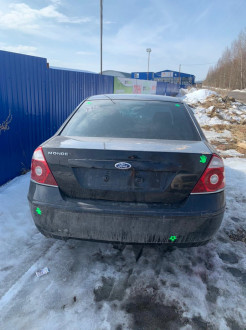 В разборе Ford Mondeo 2000-2007