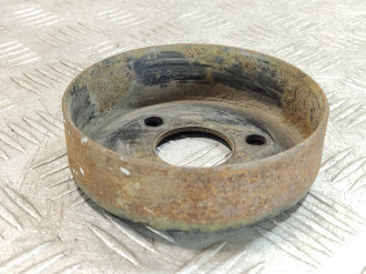 Шкив водяного насоса помпы Ford Focus 2005-2008