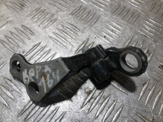 Петля двери задней левой верхняя Ford Focus 2005-2008
