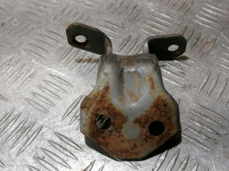 Петля двери передней правой верхняя Ford Ranger 2006-2012