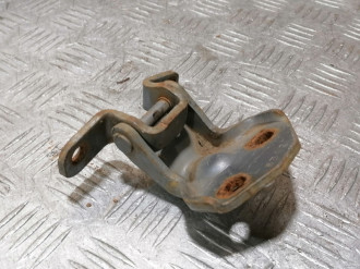 Петля двери передней правой верхняя Ford Ranger 2006-2012