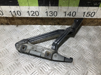 Петля багажника правая Ford Mondeo 2000-2007