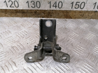 Петля двери задней правой нижняя Ford Mondeo 2000-2007