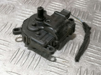 Моторчик заслонки отопителя Ford Mondeo 3 2000-2007