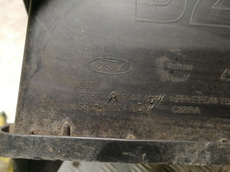Бардачок Ford Fiesta 2001-2008