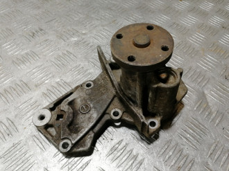 Насос водяной помпа Ford Focus 2005-2008