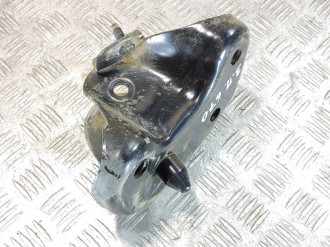 Кронштейн задней балки Ford Fiesta 2008-2019
