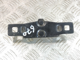 Ответная часть замка багажника Ford Fiesta 2008-2019