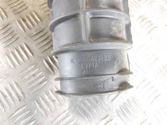 Патрубок воздушного фильтра Ford Transit 2000-2006