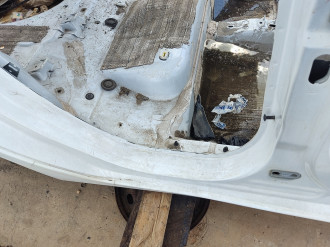 Порог со стойкой правой Ford Fiesta 2008-2019