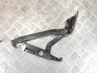 Петля крышки багажника левая Ford Mondeo 2000-2007