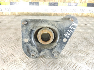 Кронштейн усилителя заднего бампера Ford Mondeo 2000-2007