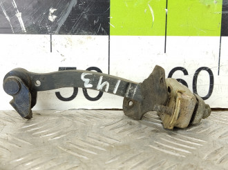 Ограничитель двери передний Ford Focus 1998-2005