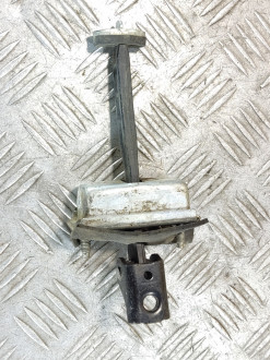 Ограничитель двери задний Ford Focus 2005-2008