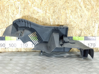 Обшивка багажника левая Ford Fusion 2002-2012