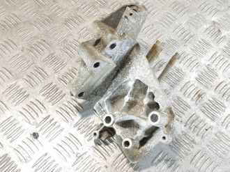 Кронштейн двигателя Ford Focus 2005-2008
