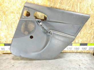 Обшивка двери задней правой Ford Focus 1998-2005