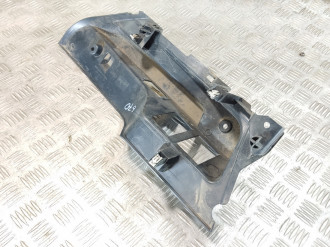 Обшивка багажника правая Ford Fiesta 2008-2019
