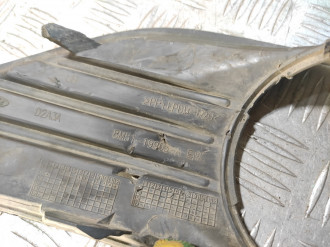 Решетка в бампер левая Ford Focus 2005-2008