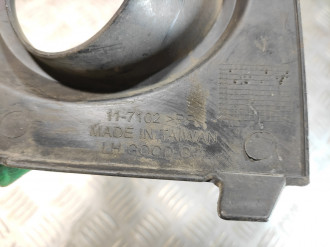 Рамка фары противотуманной Ford Fusion 2002-2012