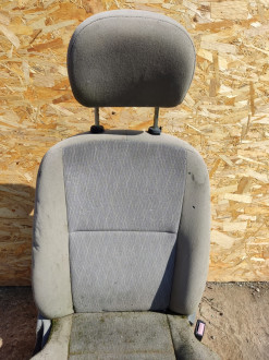 Сиденье переднее правое Ford Focus 1998-2005