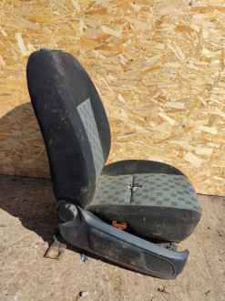 Сиденье переднее правое Ford Focus 2005-2008