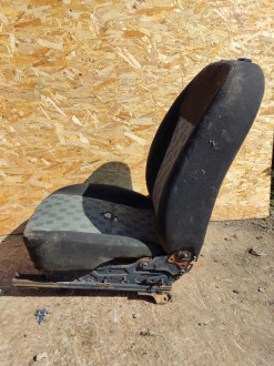 Сиденье переднее правое Ford Focus 2005-2008