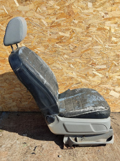 Сиденье переднее правое Ford C-max 2003-2010