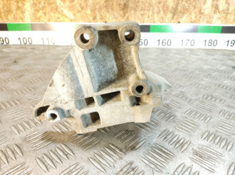Кронштейн генератора Ford Tourneo 2002-2013