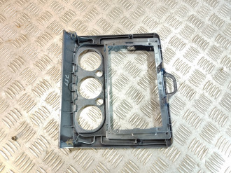 Рамка магнитолы Ford Focus 2005-2008