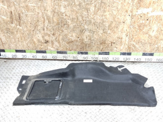 Обшивка багажника правая Ford Focus 2005-2008