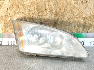 Фара правая Ford Focus 2005-2008