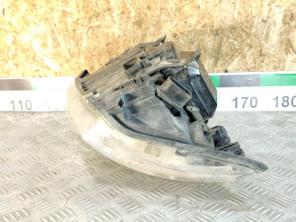 Фара правая Ford Focus 2005-2008