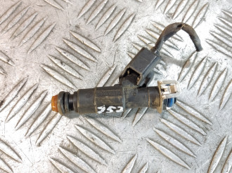 Форсунка двигателя Ford Focus 2005-2008