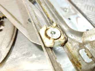 Стеклоподъемник задний правый Ford Focus 2005-2008